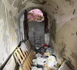 Bomberos descubre un asentamiento de inmigrantes en un antiguo t&uacute;nel militar de Ceuta