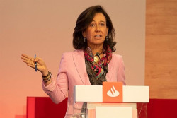 Botín (Santander) reconoce que "a veces es divertido" comprobar "qué se piensa" de ella en Twitter