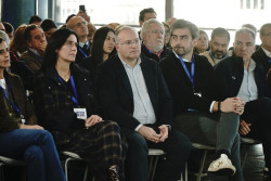 Bravo pide una "mayor&iacute;a suficiente" para poder construir m&aacute;s viviendas con Feij&oacute;o en Moncloa