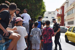 Bruselas avala el retorno a Marruecos de los j&oacute;venes marroqu&iacute;es que permanezcan en Ceuta