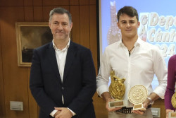 Buruaga felicita a Diego Botín y Florian Trittel proclamados campeones del mundo de 49er en Cagliari este fin de semana