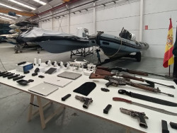Cae una macrorred en Almer&iacute;a y Granada que asist&iacute;a a mafias de drogas e inmigrantes con 23 lanchas intervenidas