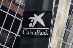 CaixaBank ejecuta el 40,5% de su actual programa de recompra de acciones