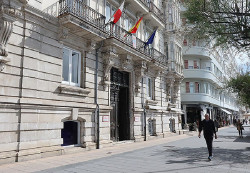Cantabria dice que el copago a ayudas por ELA "lo ha puesto el Ministerio", pero ser&aacute; "lo m&aacute;s flexible posible"