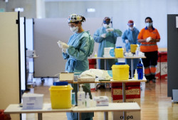 Cantabria iniciará el 1 de octubre la vacunación conjunta contra gripe y Covid, por primera vez a niños