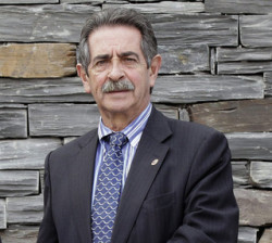 Cantabria Liberal editar&aacute;  el mi&eacute;rcoles  la entrevista de D. Miguel  &Aacute;ngel Revilla   