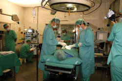 Cantabria suma este verano más de 1.300 pacientes a la espera de operarse