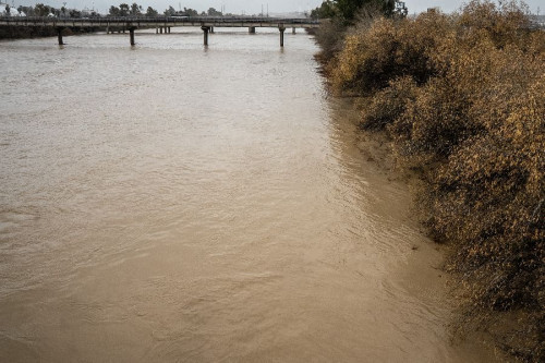 Caos en Espa&ntilde;a: Una fallecida, miles de desalojados, trenes suspendidos, cierre de aeropuertos y carreteras por Leonardo