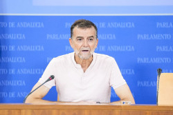 Cargos de Sumar piden ceses por la pol&eacute;mica del informe sobre Ceuta e IU apunta incluso al jefe de la Polic&iacute;a y Marlaska