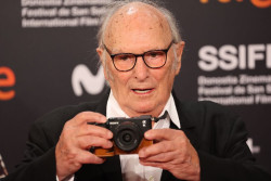 Carlos Saura dejó escrita la lista de "los pocos actores creíbles" en España: de Imanol Arias a Victoria Abril