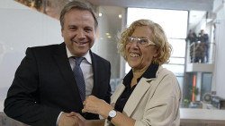 Carmena y Carmona, versus Rita "la bien plantá".