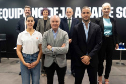 Carolina Marín: "No echo de menos competir, he ganado una medalla que es el apoyo y el cariño de la gente"