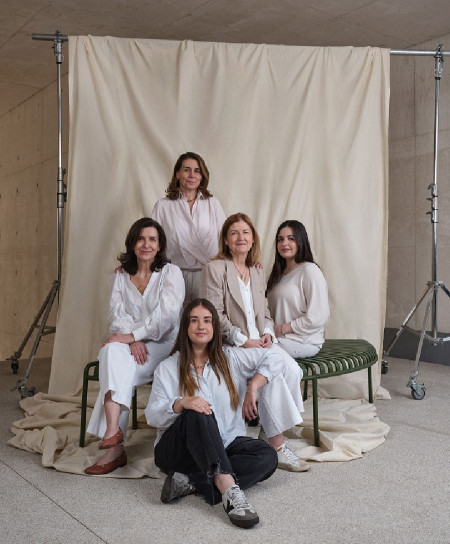 CEU reivindica el valor del legado educativo y la transmisión de principios que perduren con su campaña `Generaciones`