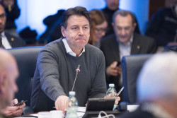 Conte afirma que pedir&aacute; a la UE "flexibilidad" y que tendr&aacute; que "apoyar" a Italia por el coronavirus