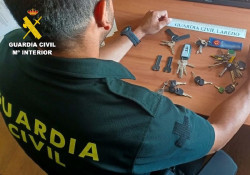  Detenidos dos j&oacute;venes por robar el mismo coche dos veces en una semana en Colindres