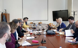 Educaci&oacute;n convocar&aacute; de nuevo a la Junta Docente para negociar "dentro del marco de la propuesta de 150 euros"