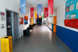 Educaci&oacute;n estima que Cantabria perder&aacute; unas 50 clases el pr&oacute;ximo curso tras bajar las matr&iacute;culas en mil solicitudes