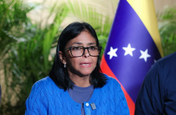 EEUU pide a un tribunal de Florida inmunidad para Delcy Rodr&iacute;guez en una demanda de tres exdetenidos
