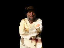 El actor Alekos llega este sábado al Teatro de las Artes con amigos, música y cuentos