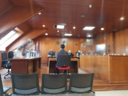 El acusado de abusar de su sobrina dice que "no quer&iacute;a hacerlo: Cuando fui consciente me tir&eacute; de la cama"