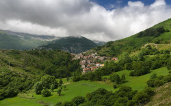 El alcalde de la villa de Tresviso…