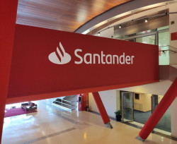 El Banco Santander reanuda desde este jueves su programa de recompra de acciones de 5.030 millones
