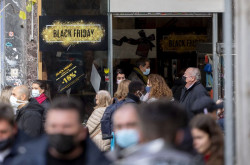 El `Black Friday` generar&aacute; 124.300 empleos en Espa&ntilde;a, un 5,3% m&aacute;s, impulsado por el comercio y la log&iacute;stica