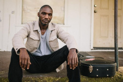 El bluesman Cedric Burnside ofrece en Santander una de sus tres únicas fechas en España