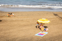 El calor pone este martes en aviso a once comunidades, con m&aacute;s de 40&ordm;C en el sur y con tormentas en Catalu&ntilde;a