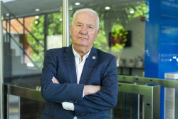 El CGE destina un millón de euros para la formación de enfermeras especialistas y proyectos de Colegios de Enfermería