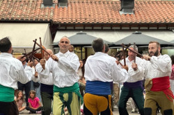El circuito `Origen` promovido por Cultura celebra el `Día del Folklore` en Unquera