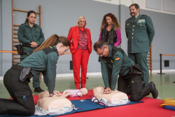 El Colegio de Enfermería forma a un centenar de agentes de la Guardia Civil en maniobras de auxilio