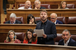 El Congreso debate el martes una reforma de la Ley de Vivienda para prohibir a fondos comprar casas