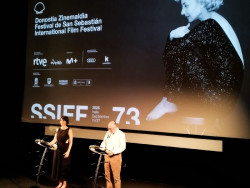 El director J.A. Bayona presidirá el jurado del 73 Festival de Cine de San Sebastián