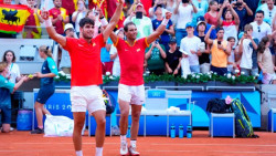 El dobles de Nadal y Alcaraz empieza a intimidar en Paris 2024