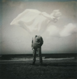 El "duende" de Lorca atraviesa el Reina Sof&iacute;a con la exposici&oacute;n `En el aire conmovido...`