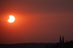 El eclipse dispara el consumo de TV con 7,8 millones de espectadores, un 20% m&aacute;s que hace una semana