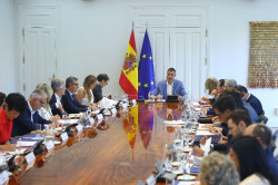El Gobierno aprueba 309 millones en ayudas para los servicios, seguridad y tejido econ&oacute;mico de Ceuta
