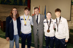 El Gobierno destaca el buen papel de los deportistas c&aacute;ntabros en el Mundial de Kickboxing