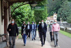  El Gobierno destaca que en Cantabria "se puede disfrutar de la naturaleza sin riesgos"