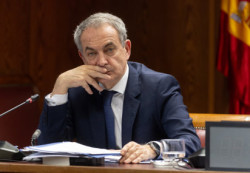 El Gobierno proh&iacute;be a ex altos cargos trabajar para `lobbies` durante los dos a&ntilde;os siguientes a su cese