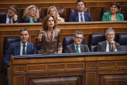 El Gobierno "va a cumplir con los pacientes de ELA" pero descarga en las CCAA la responsabilidad de la asistencia