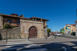 El Gobierno ve "realmente dif&iacute;cil" comprar la casa de Jos&eacute; Mar&iacute;a Pereda pero la declarar&aacute; BIC