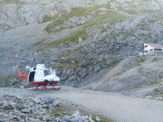  El helic&oacute;ptero evacua a un monta&ntilde;ero indispuesto del Caset&oacute;n de Andara donde pas&oacute; la noche