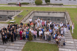 El Hospital Marqués de Valdecilla homenajea a los 116 profesionales jubilados el año pasado