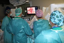 El Hospital Santa Clotilde incorpora la cirugía robótica y tratamientos avanzados para el cáncer de próstata