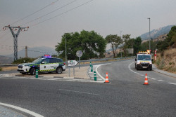 El incendio obliga a evacuar Cenicientos y a desmantelar el Puesto de Mando