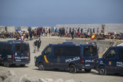 El informe de Polic&iacute;a confirma que las fuerzas de Marruecos: apunta a "guiado activo" de j&oacute;venes marroqu&iacute;es  en Ceuta y planificaci&oacute;n