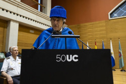 El matemático Michael Shub, investido Doctor Honoris Causa por la Universidad de Cantabria