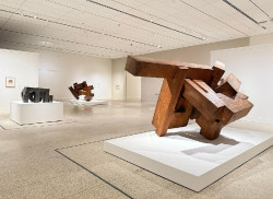 El Museo de Arte de San Diego (EE.UU) presenta la mayor exposición dedicada a Chillida en los último 50 años del país